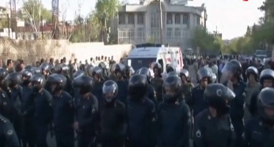 بالفيديو.. القمع الإيراني يتجاوز الاحتجاجات ليجرم الفن