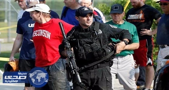 بالفيديو.. شاب سعودي يتغلب على إعاقته ويواصل تعليمه الجامعي