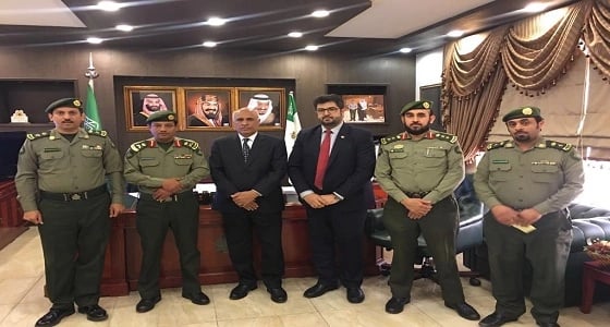 بالصور.. مدير جوازات عسير يبحث مع سفير أفغانستان أوضاع الجالية بالمنطقة