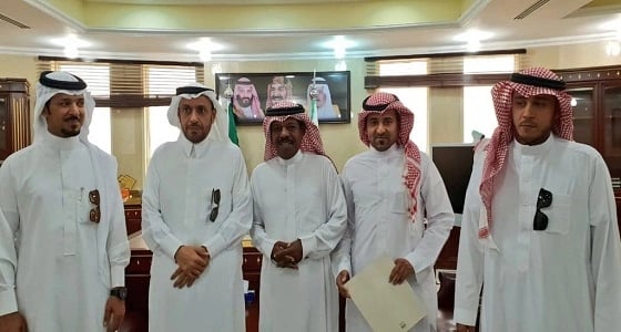 بالصور .. أمين الشمالية يلتقي الفنان الكوميدي بشير غنيم بمكتبه اليوم