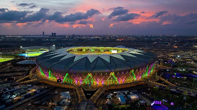 رسميا وزارة الرياضة تعلن تغيير اسم ملعب الجوهرة المشعة