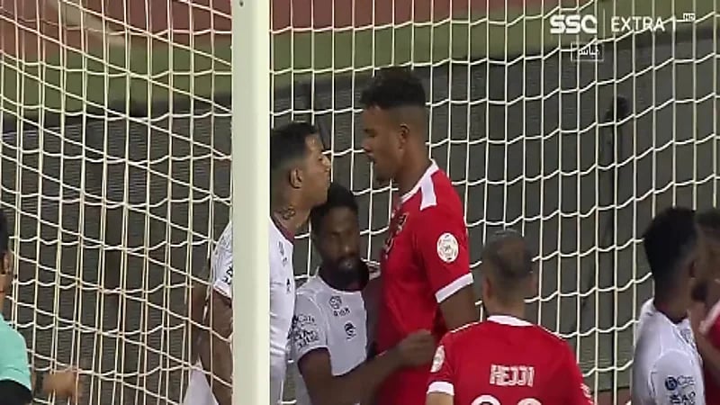 عقوبة كبيرة تنتظر "سانتوس" بسبب سلوكه في مباراة الوحدة