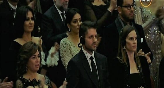 بالفيديو.. الفنانين ينهارون بكاءاً علي الراحلة شادية