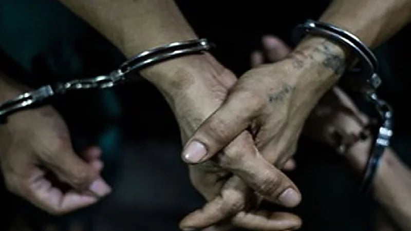 السجن مدى الحياة لمعلم اغتصب 13 طالبة