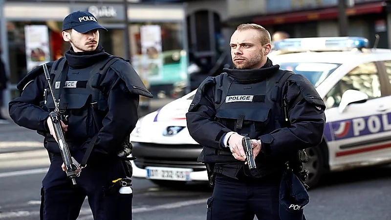 استنفار أمني بباريس قبل مواجهة المغرب وفرنسا في نصف النهائي