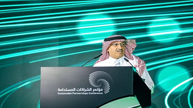 بالصور.. وزير التعليم يفتتح مؤتمر ومعرض "الشراكات المستدامة"