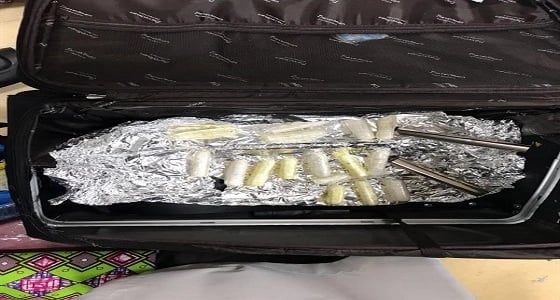 بالصور.. طرق غريبة لمحاولات فاشلة لتهريب ملايين الحبوب المخدرة للمملكة