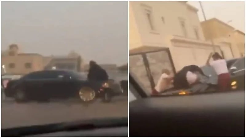 شاهد.. فتاة تتعرض للاعتداء على يد شابين بشارع عام 