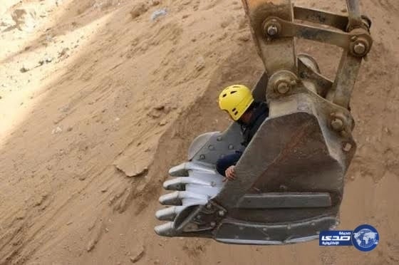 شاهد.. أحدث ظهور لنجل الراحل محمد الشمري بعد خروجه من المستشفى