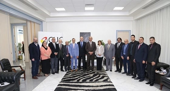 بالصور.. الملحق الثقافي للمملكة بالقاهرة يزور الجامعة الألمانية