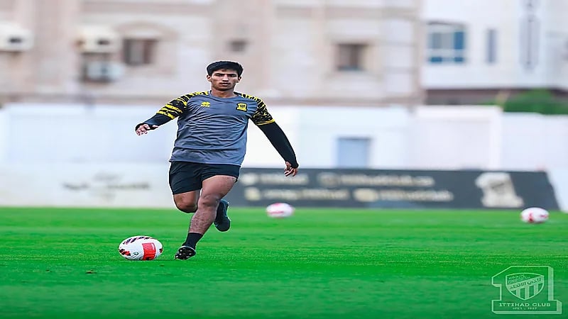 إصابة لاعب الاتحاد بقطع في الرباط الصليبي