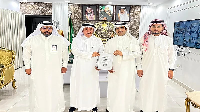 الرشيدان يستقبل الذايدي والرشيدي والخليفي لبحث موضوعات تخدم أهل محافظة طريف.. صور