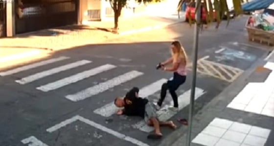 بالفيديو.. التصدي لمحاولة سرقة ببطولة نسائية