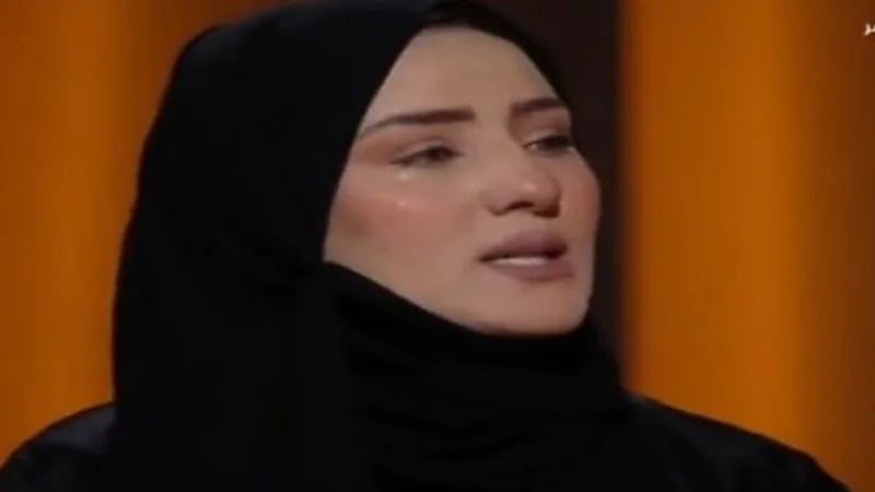 معتقلة سابقة تروي بدموعها تفاصيل بشعة حول تعذيب واغتصاب اليمنيات بسجون الحوثي "فيديو"