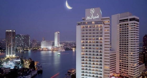 بالفيديو .. اندلاع حريق بفندق " شيراتون " القاهرة