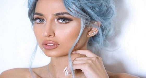 بالفيديو.. " موديل روز " تكشف سر همومها وتعاستها