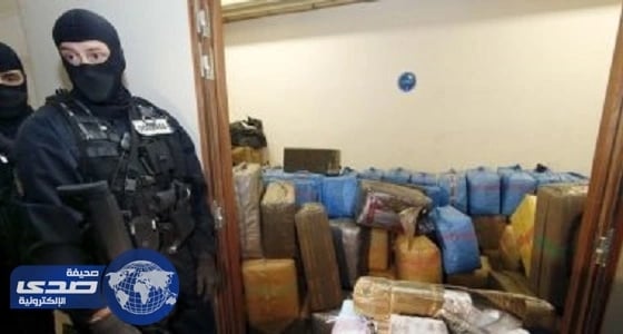 اكتشاف مخبأ للأسلحة النارية والصواريخ في متجر بباريس