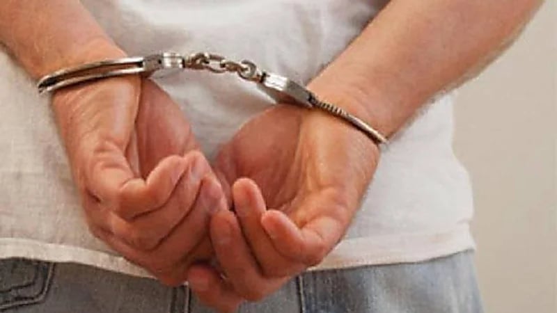 القبض على مواطن لترويجه الحشيش وأقراص خاضعة للتداول الطبي بالقصيم .. فيديو