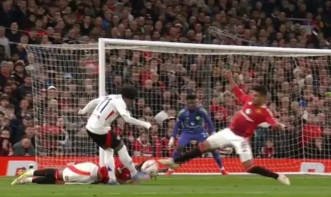 شجاعة يورو تثير إعجاب جماهير يونايتد رغم المخاطرة بالإصابة