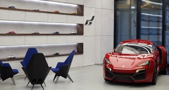 بالصور.. " W Motors " تعرض سياراتها الفائقة لأول مرة في دبي