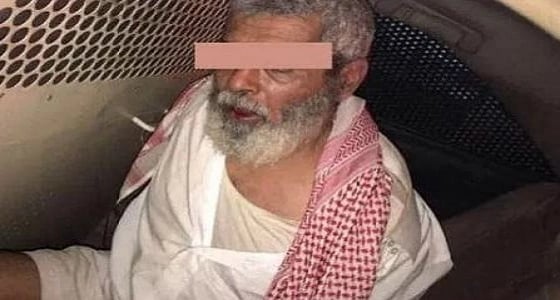 صور.. الإطاحة بالمواطن الذي هاجم رجل مرور بساطور