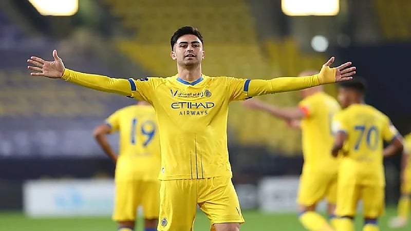 إلزام النصر بدفع 600 ألف ريال لهوراكان مكتشف "مارتينيز"