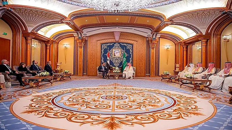 ولي العهد يلتقي بشار الأسد وملك الأردن