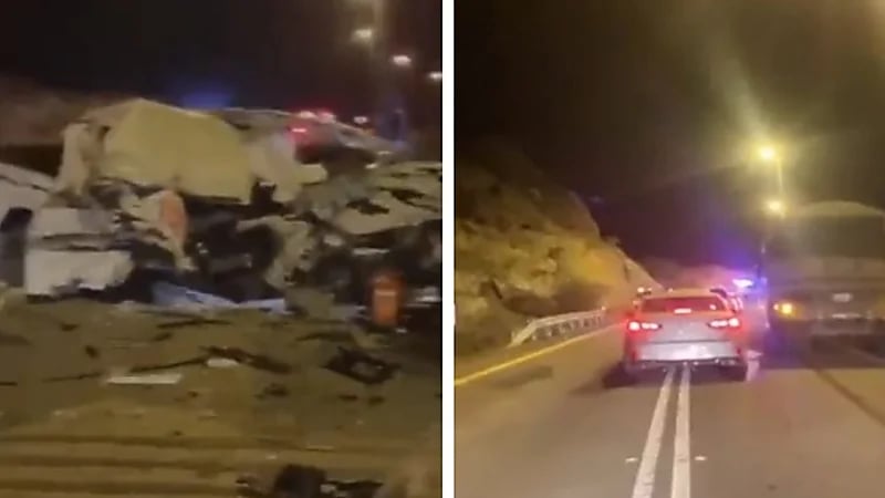 وفاة شابين وإصابة 6 آخرين في حادث مروع بمحايل عسير 