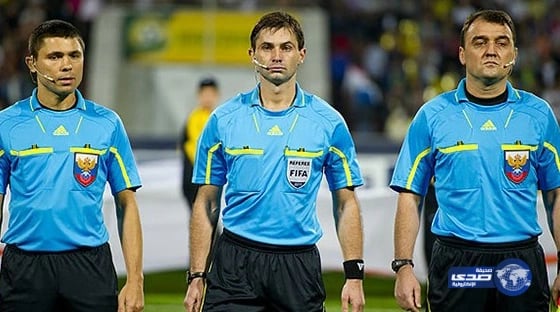 خادم الحرمين يعقد جلسة مباحثات مع رئيس اللجنة الدائمة لنواب الشعب الصيني