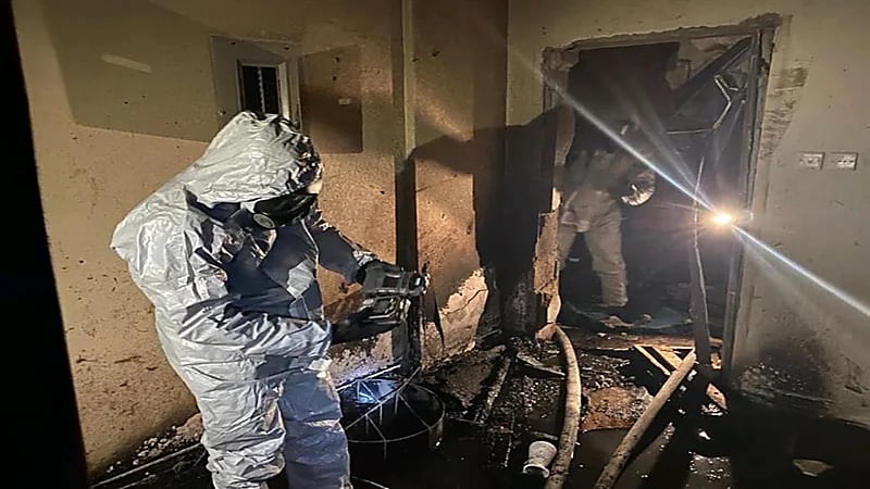 بالصور.. إصابة شخصين إثر تسرب غاز في شقة سكنية بالرياض