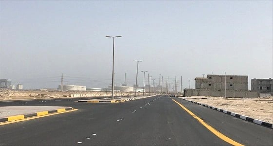 بالصور.. الانتهاء من تخطيط ودهان الشوارع بالخبر