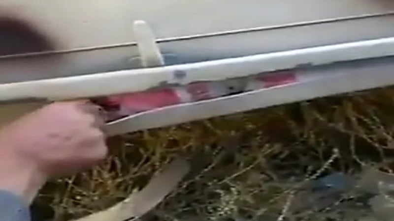 بالفيديو.. حادث سيارة يفضح تهريب الحوثيون للمخدرات في صعدة