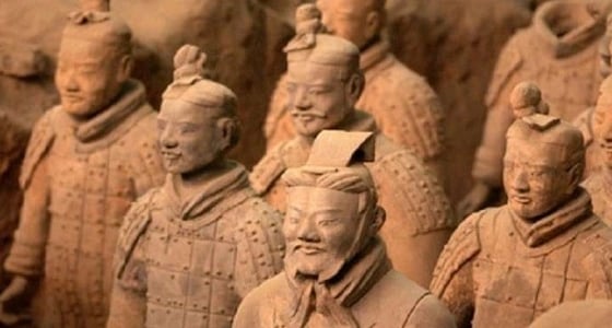 أمريكي يسرق إصبع من الطين قيمته 4,5 مليون دولار