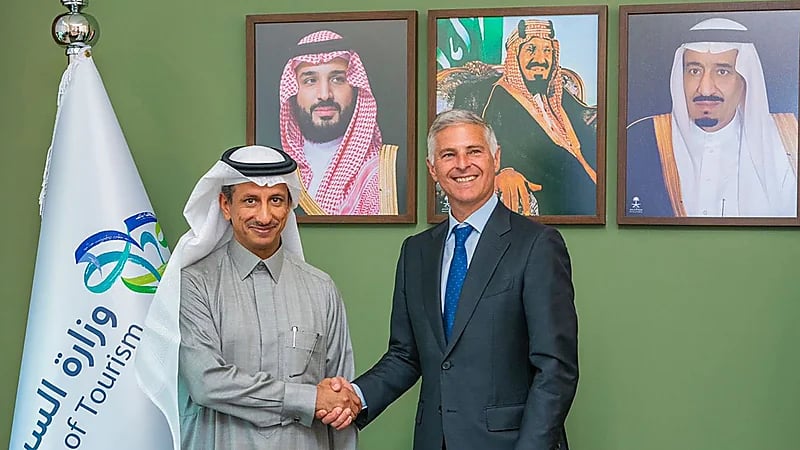 وزير السياحة: هيلتون سترفع عدد فنادقها في المملكة إلى 75