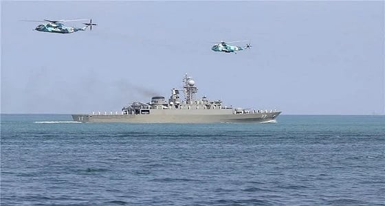 ارتطام مدمرة " دماوند " الإيرانية بحاجز أمواج خرساني