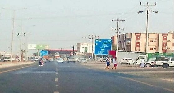 اهالي المظيلف يطالبو بتكريم " العبدلي " لإنقاذه فتاة من حريق بالمظيلف