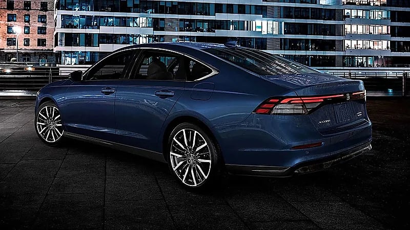 بالصور.. سيارات هوندا ترفع الستار رسميًا عن أكورد 2023 بقدرات هجينة