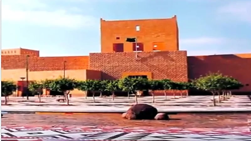 بالفيديو.. تأسيس متحف لأول مدرسة نظامية بالطائف