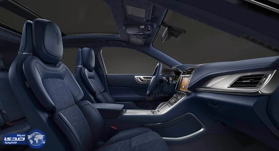 بالصور.. لينكولن تٌطلق طلاء أسود مزرقّ جديد لموديلاتها