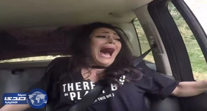 بالفيديو.. مايا نصري تستنجد بوالدتها ببرنامج " رامز هز الجبل "