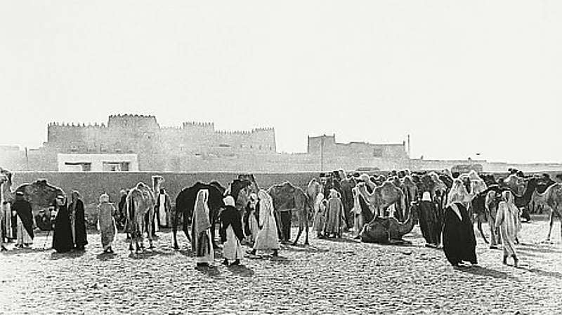 سوق الإبل شرق دروازة الثميري قديما