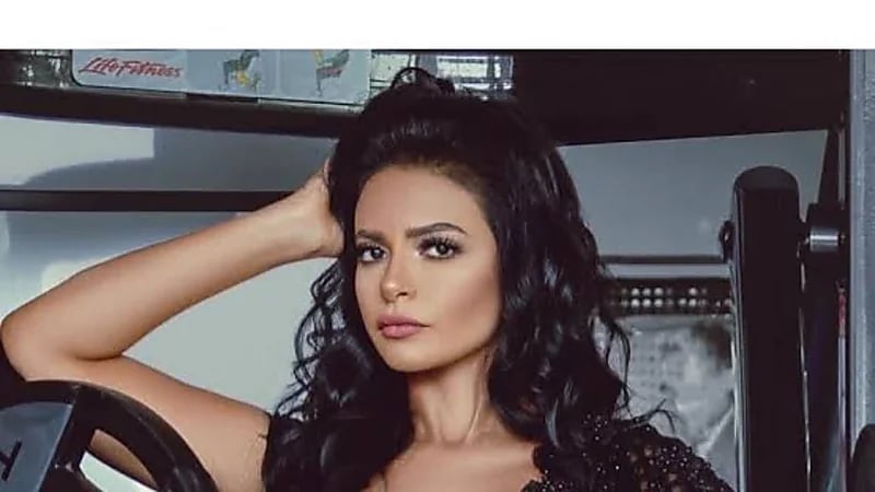 فنانة شهيرة تتحدث عن تفاصيل تعرضها للتحرش خلال تصوير أحد مسلسلاتها