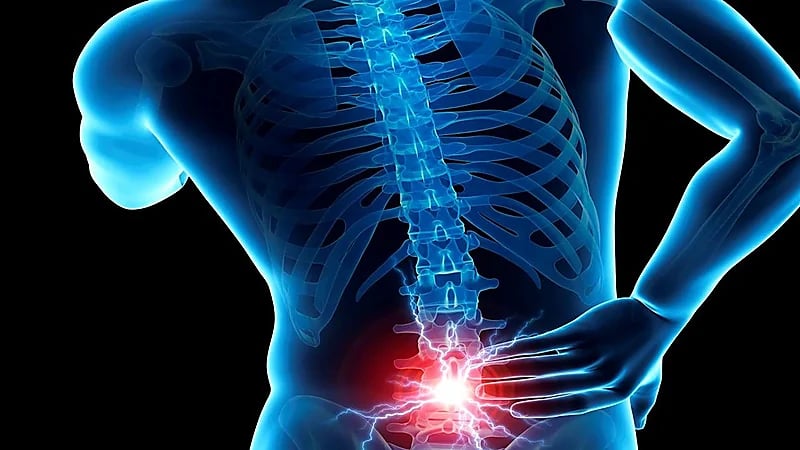 بالفيديو.. أخصائي يحذر من ممارسة الرياضة بطريقة خاطئة