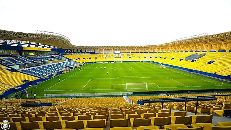 مرسول بارك يترقب احتضان ديربي بين الهلال والنصر 