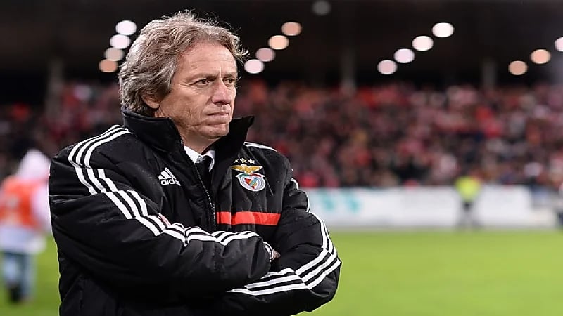 الأهلي يحسم موقفه من "جيسوس"