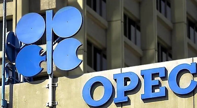 محلل إقتصادي: المملكة ملتزمة باتفاق أوبك+ ولا تريد الإضرار بالاقتصاد العالمي