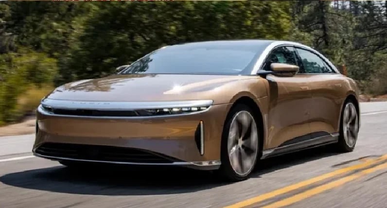 لوسيد تزيح الستار عن سيارة أير 2023