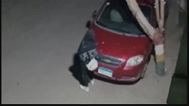 فتاة تشنق صديقتها بعد مطالبتها بممارسة "الشذوذ الجنسي"