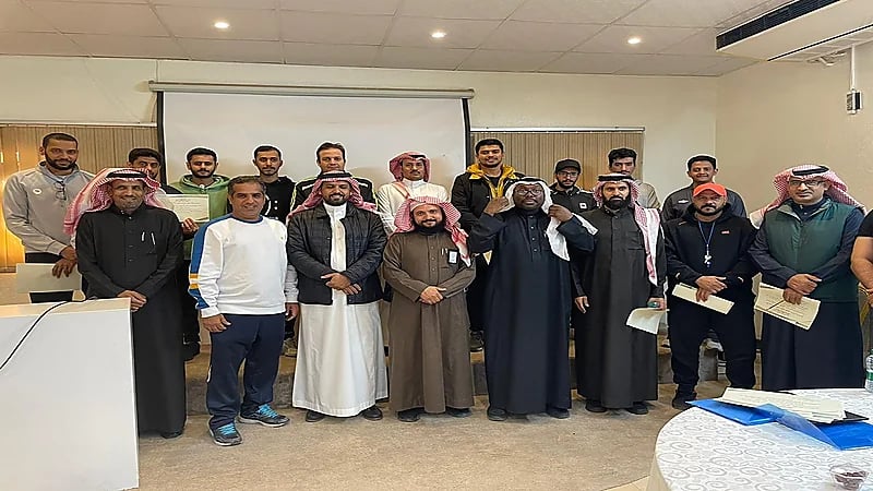 لقاء تربوي عن "خطة مادة التربية البدنية" بتعليم طويق