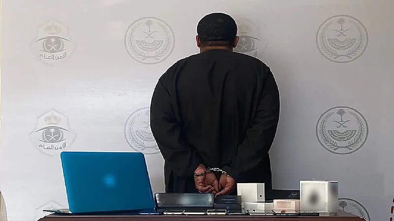 ضبط مواطن لسطوه على عدة منازل وسرقتها بالأسياح